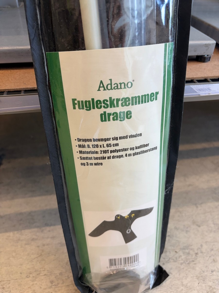 Adano fugleskræmmerdrage – komplet sæt med drage, stang og wire
