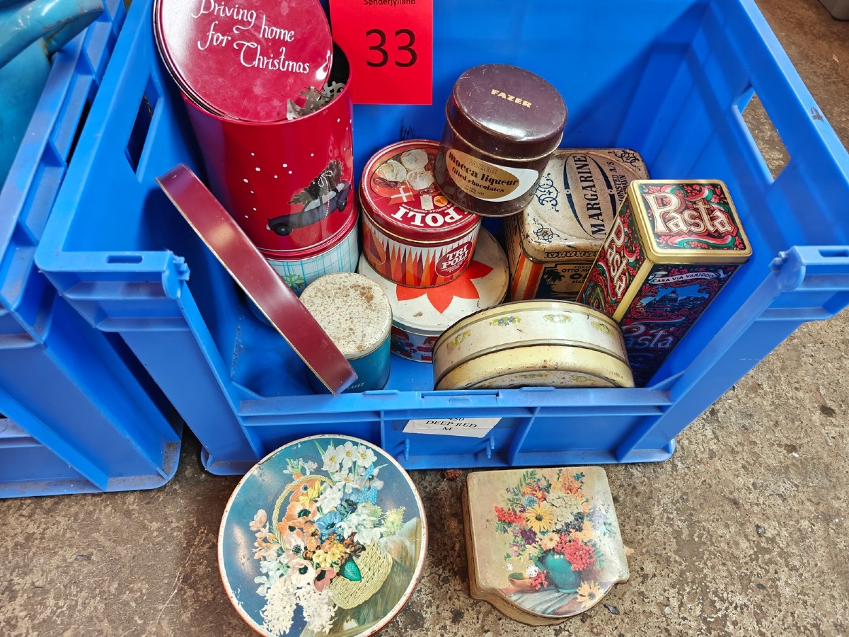 Diverse retro kagedåser