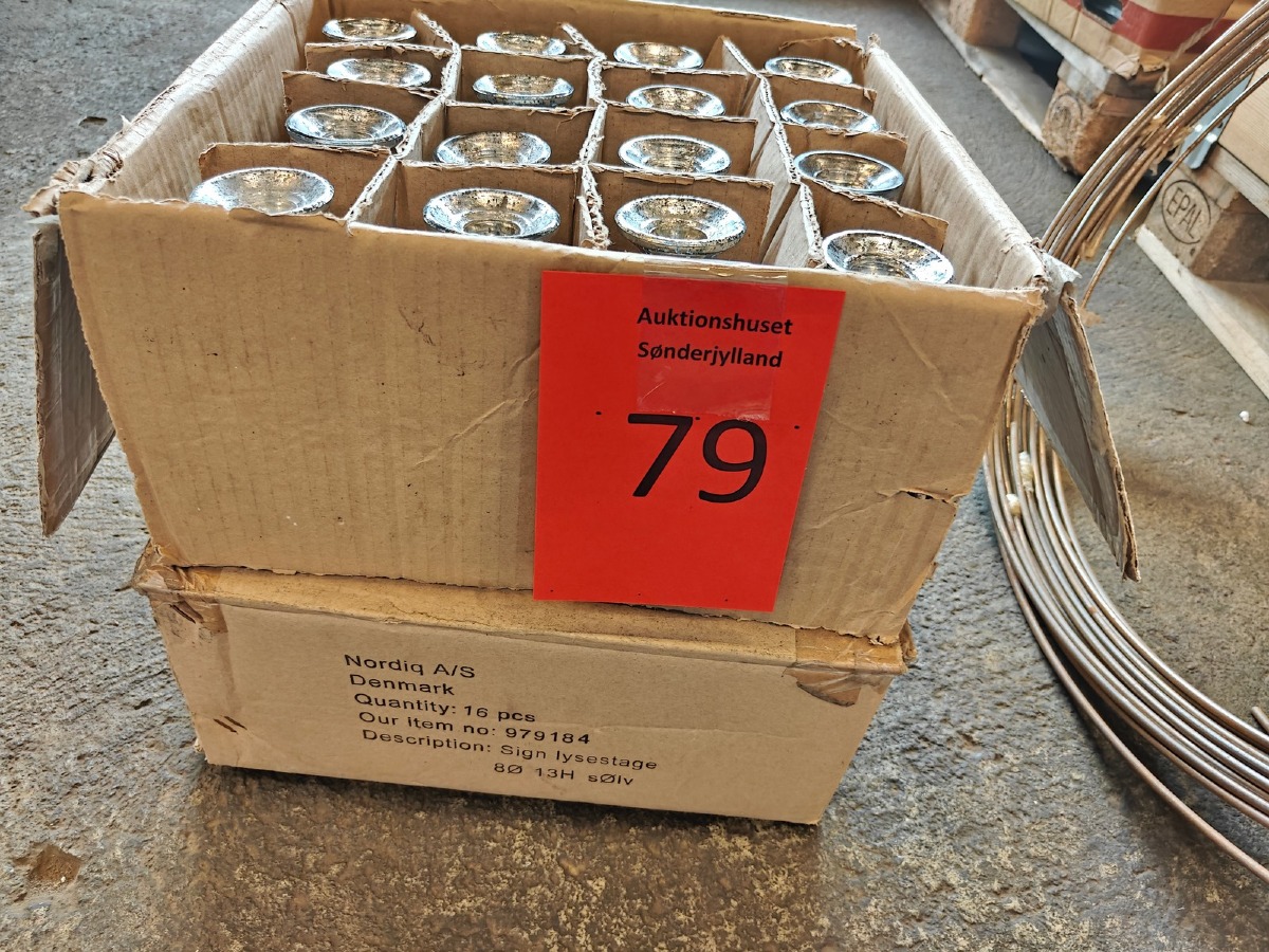 Parti fattigmandssølv lysestager (32)