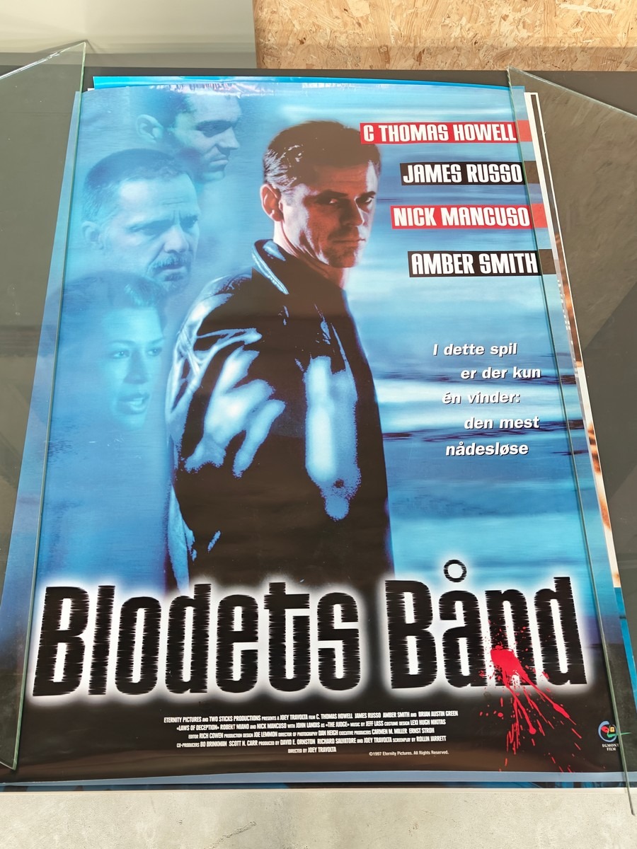 Filmplakater fra tidligere videobutik