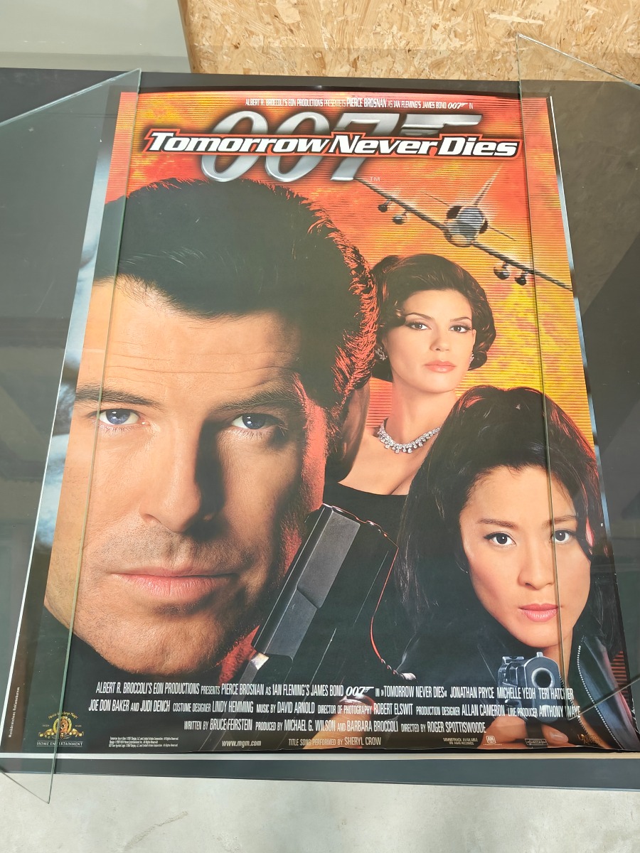 Filmplakater fra tidligere videobutik