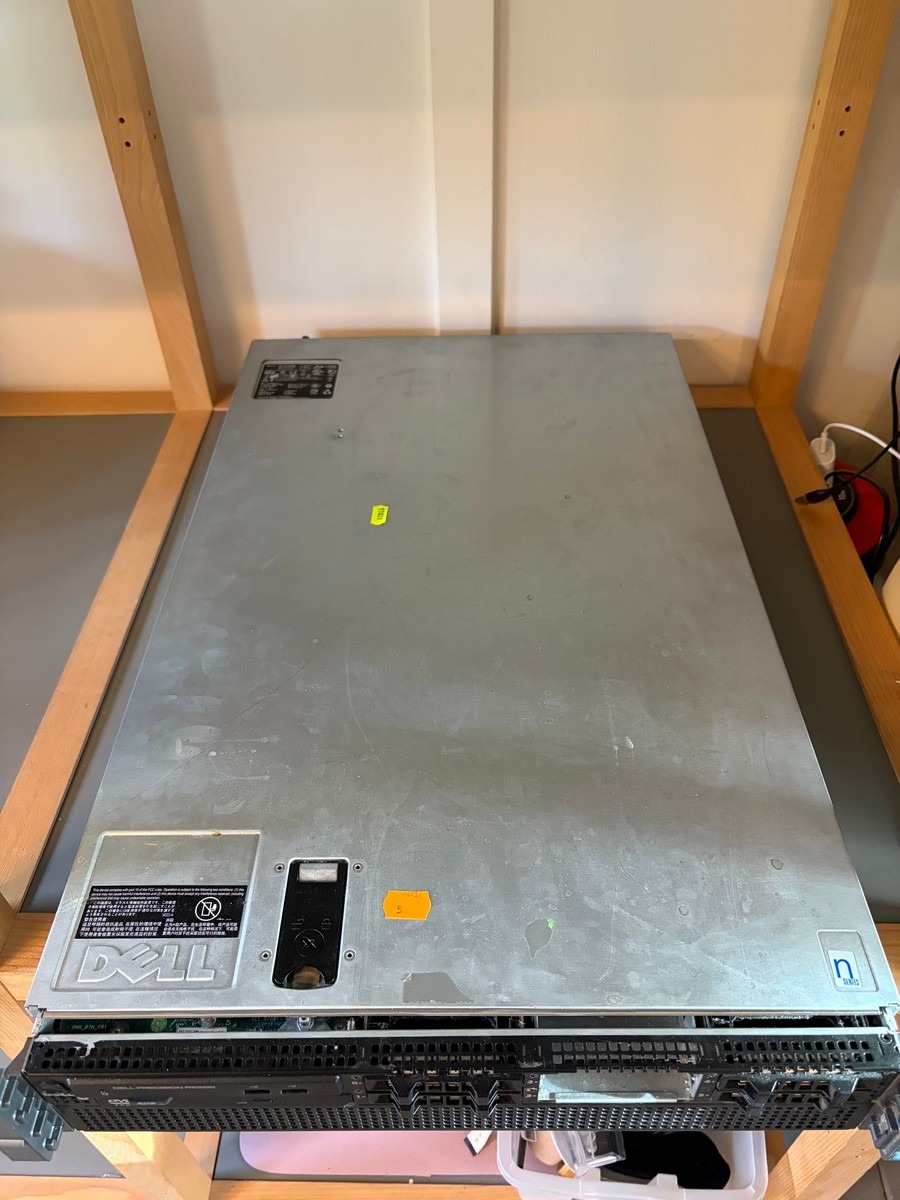 Dell Precision R5500 rackmount workstation – Xeon, 12 GB RAM og NVIDIA Quadro 2000