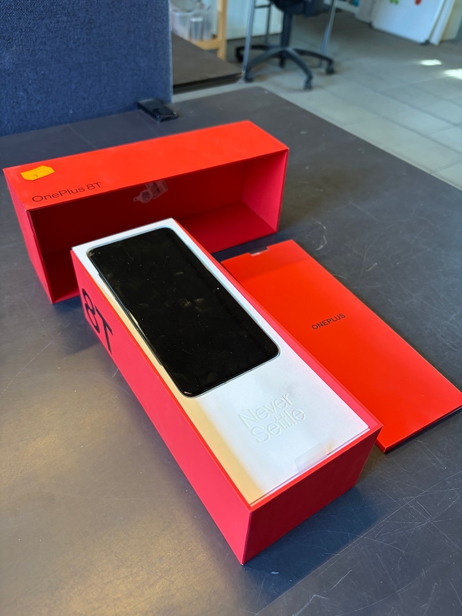 OnePlus 8T smartphone – 128 GB / 8 GB RAM – Lunar Silver – med original æske