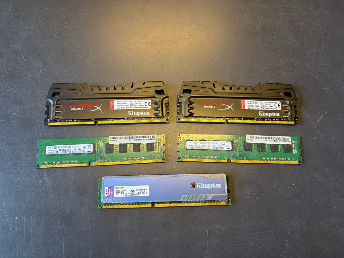5 RAM-moduler til stationær PC – Kingston HyperX Beast, Kingston HyperX og Samsung
