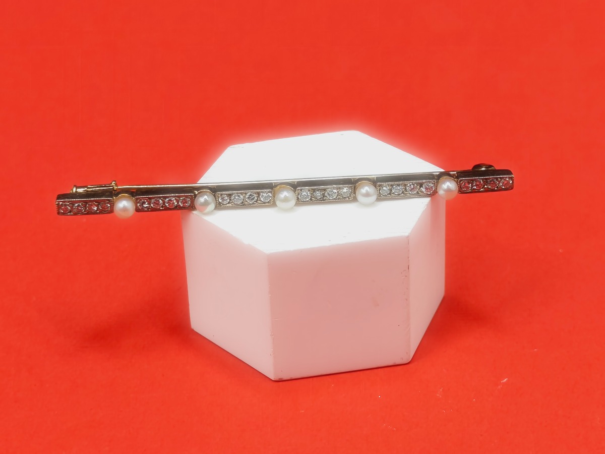 14 karat Broche m. Brilliant og perler