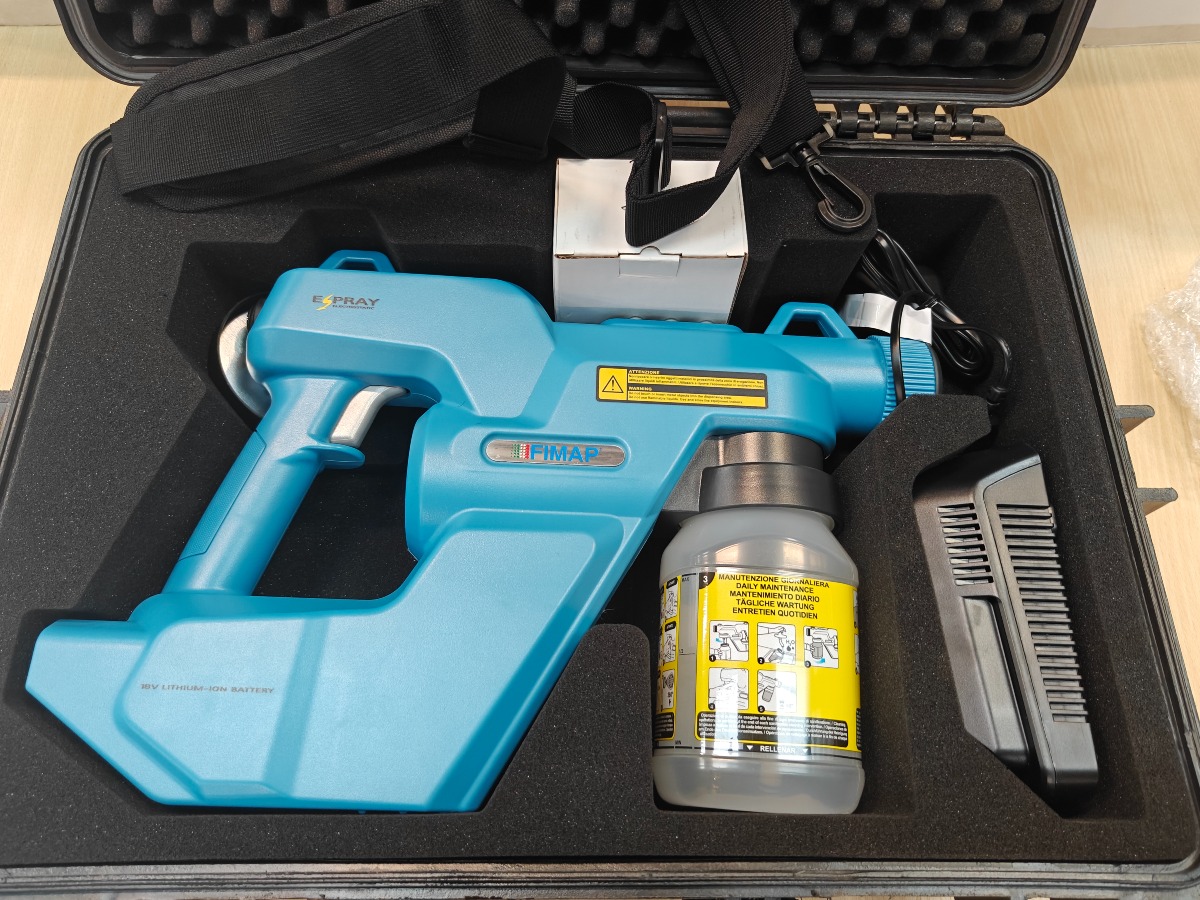 Finmap E-spray i kuffert