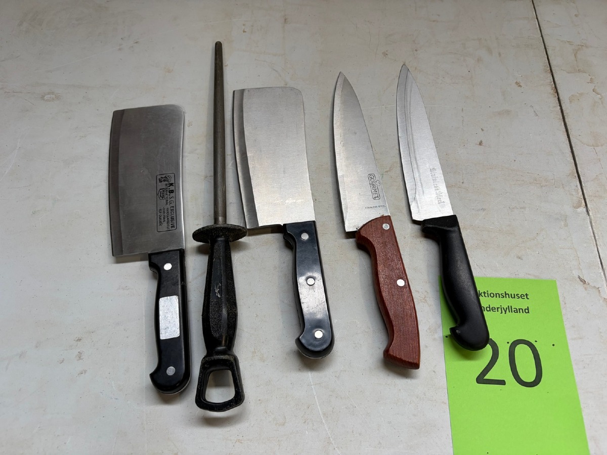 4 køkkenknive – heraf KASUMI Exclusive og G. Gerber samt strygestål
