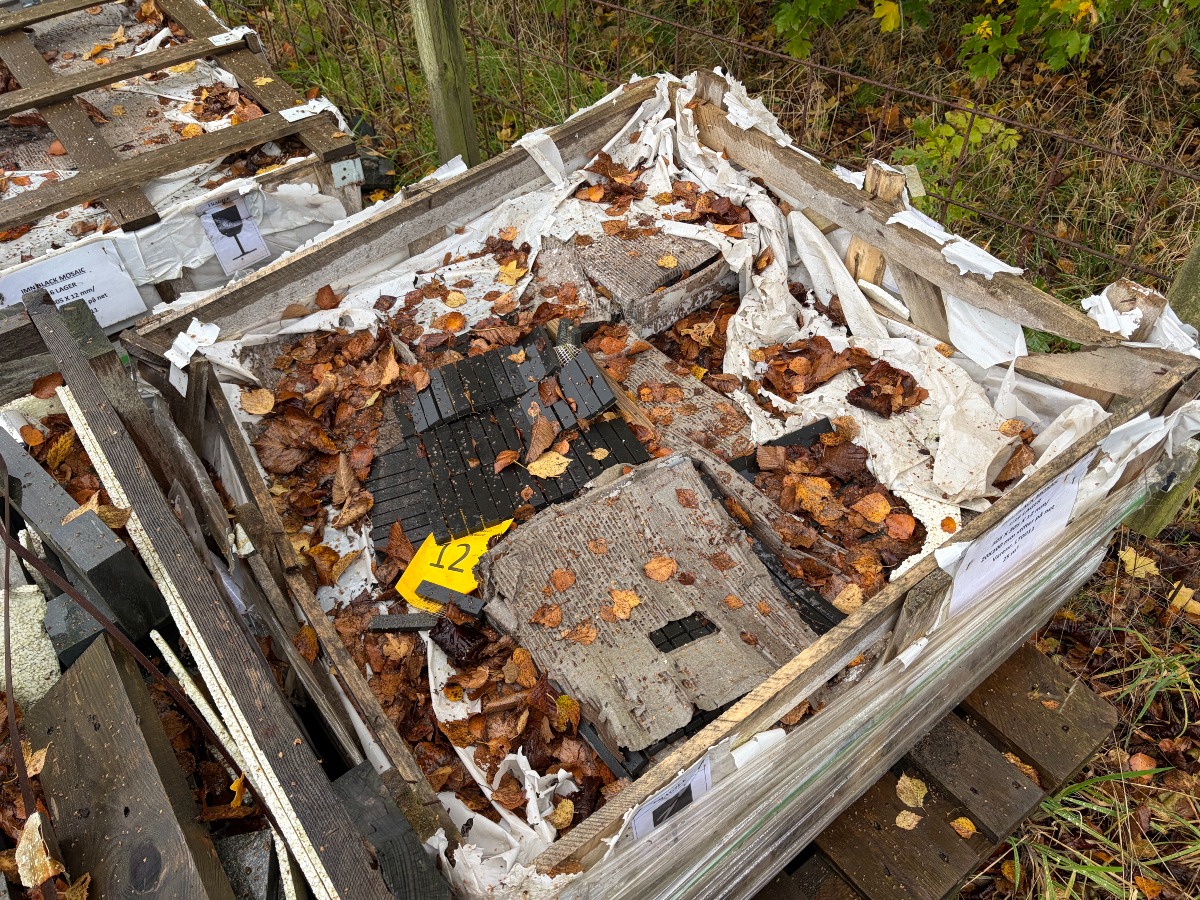 Palle med mosaikfliser
