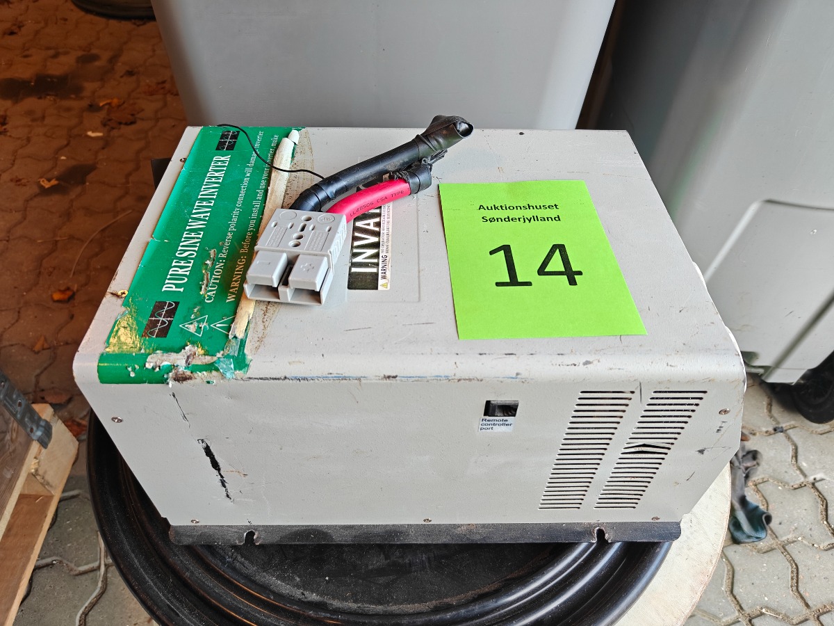 Invatec Pure sine inverter 1800W