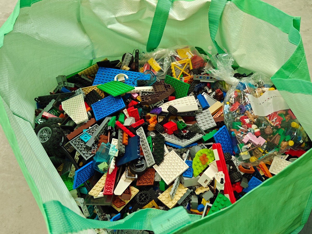 Stor pose med LEGO 13 kg. 