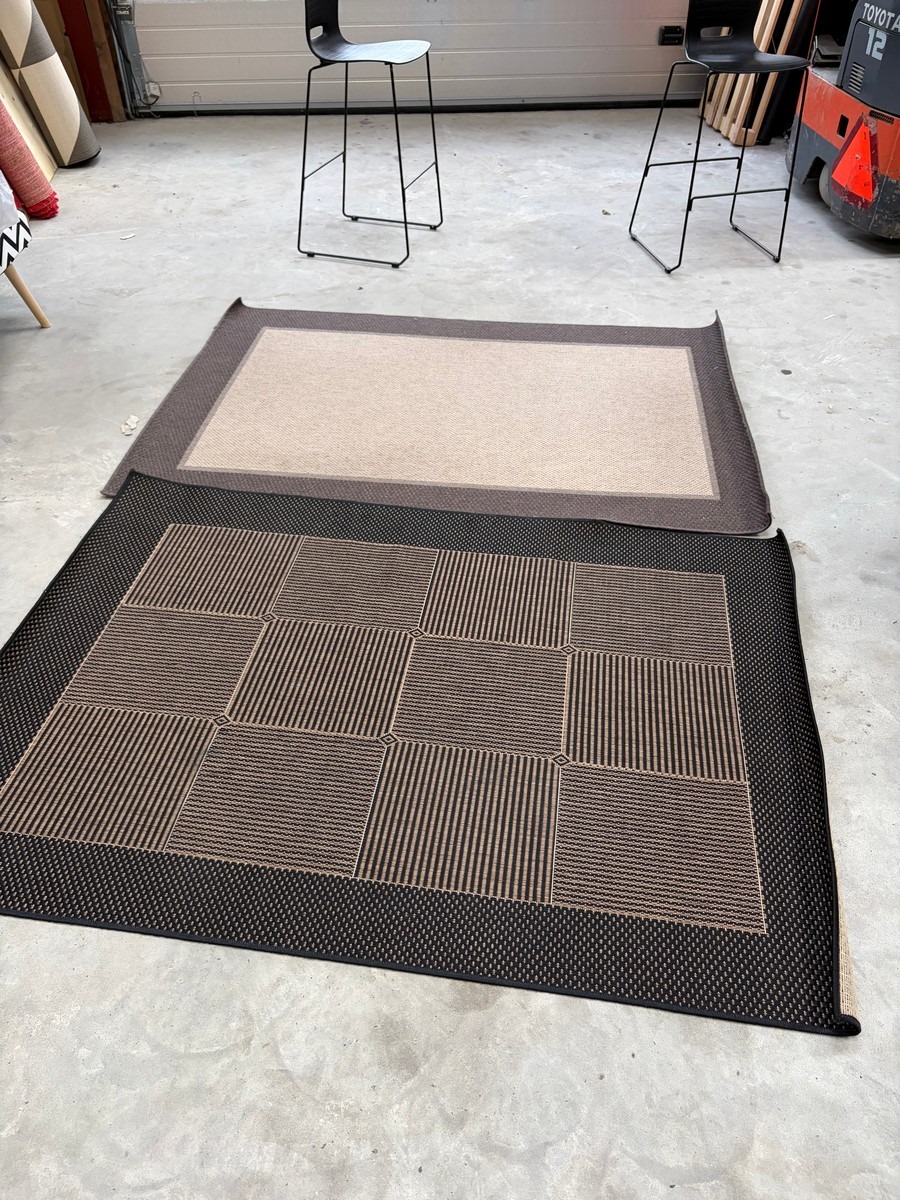 2 stk. tæpper. 135 x 190 (Ene er Wilton Flatweave)
