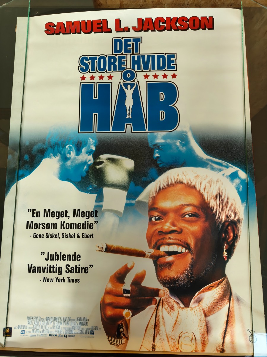 Filmplakater fra tidligere videobutik