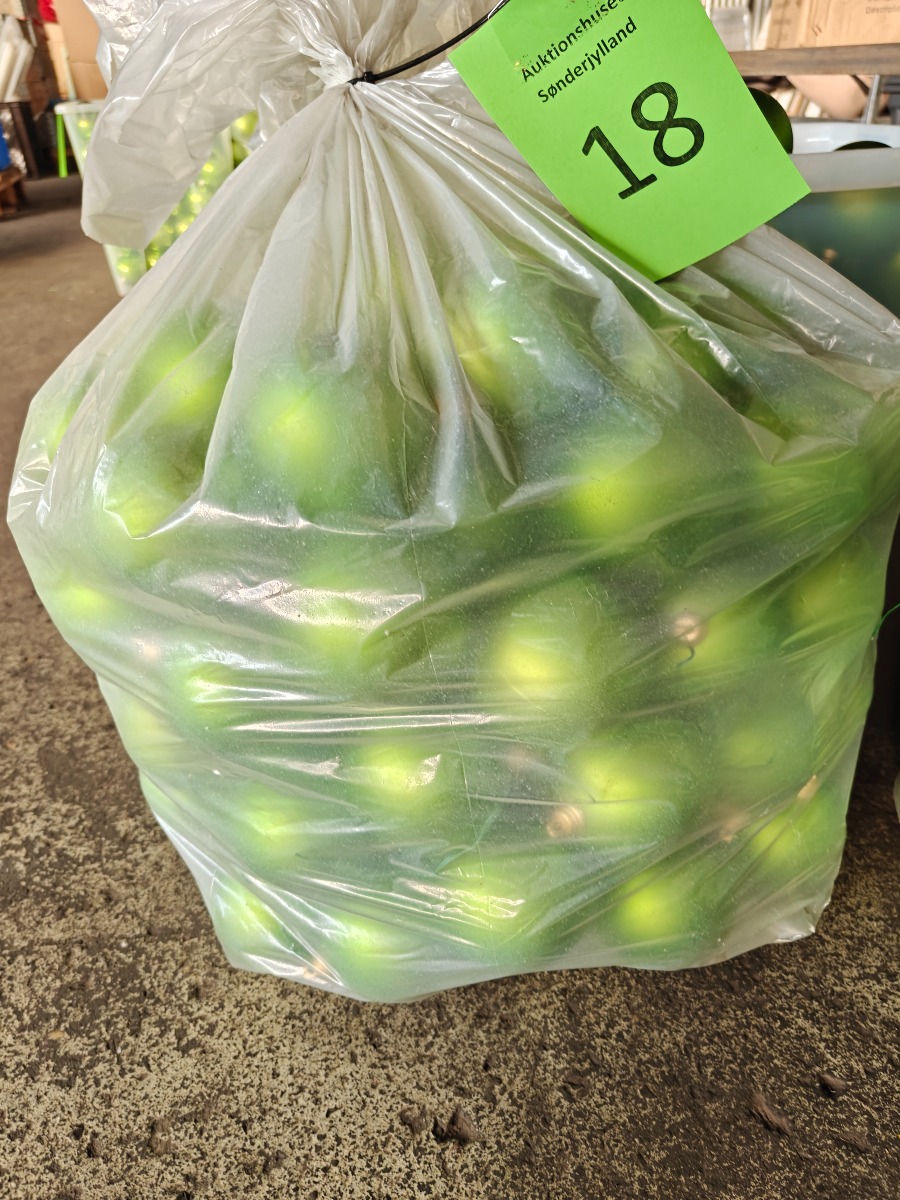 Diverse julekugler - lime mat.