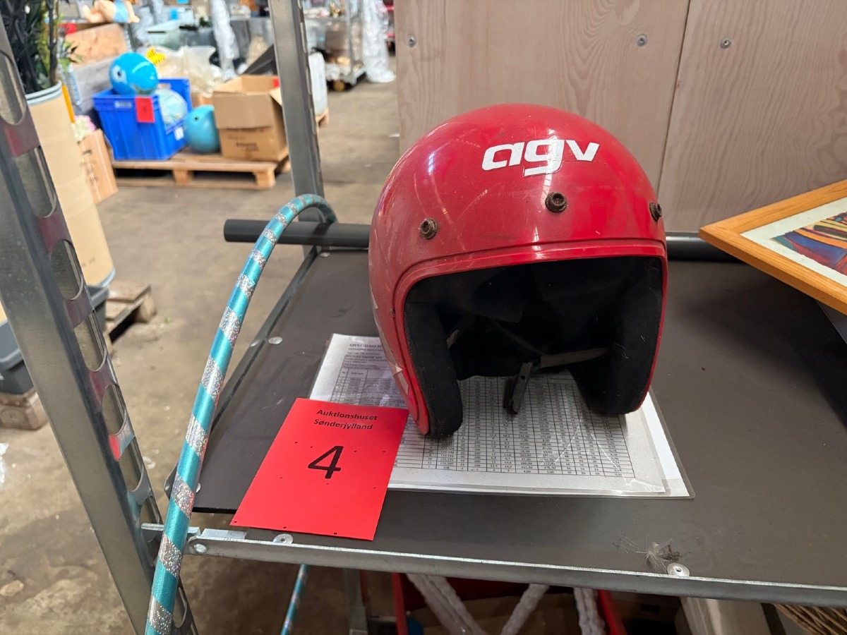 AGV Clarion XXL-63 motorcykelhjelm i rød – str. XXL – brugt