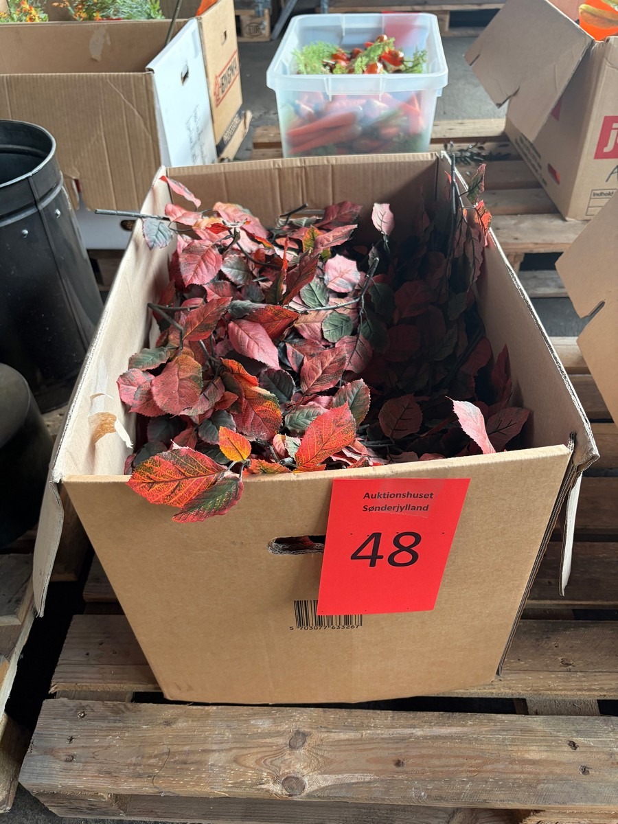 Parti kunstige efterårsgrene